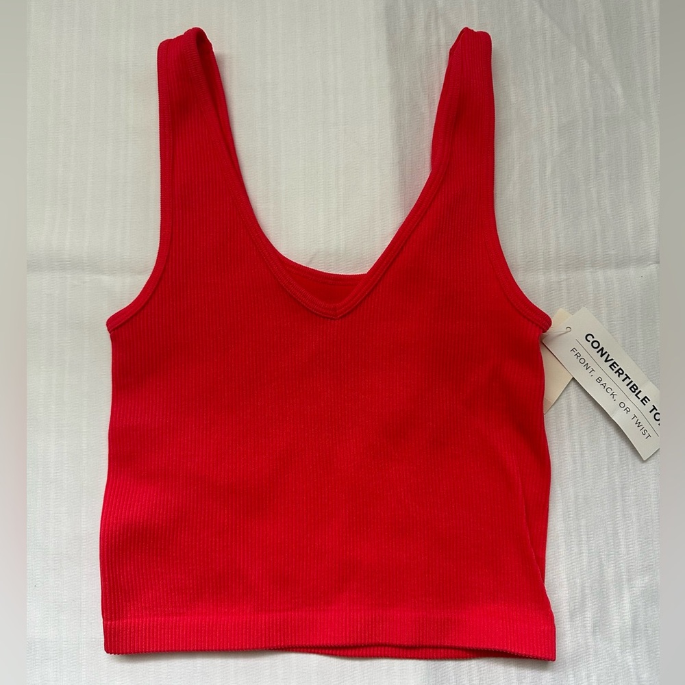 HOT PINK AERO TOP